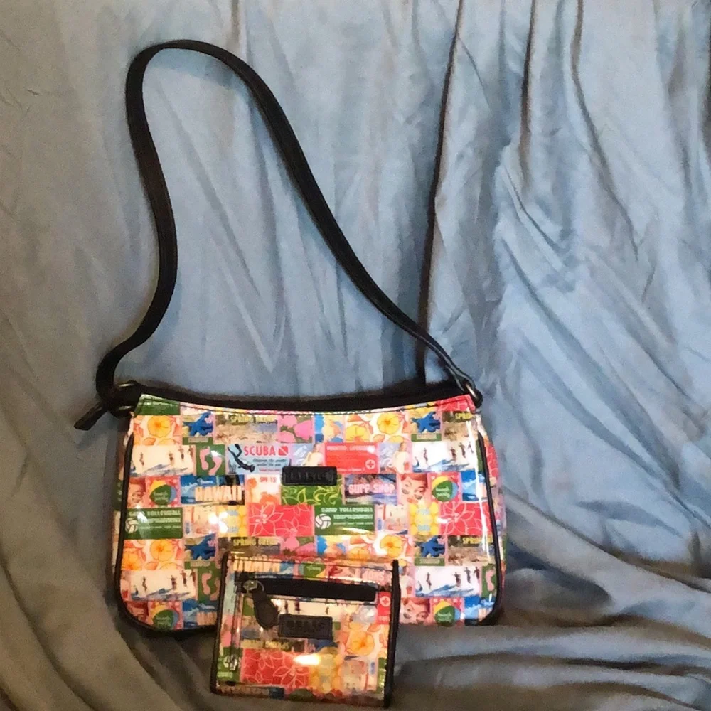 Relic Shoulder Purse with Matching Wallet —#120 - Picture 12 of 13